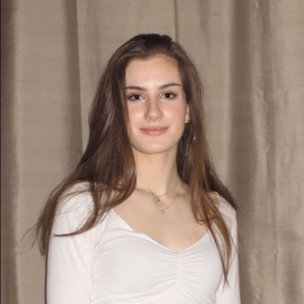 Meet your Posher, Julia